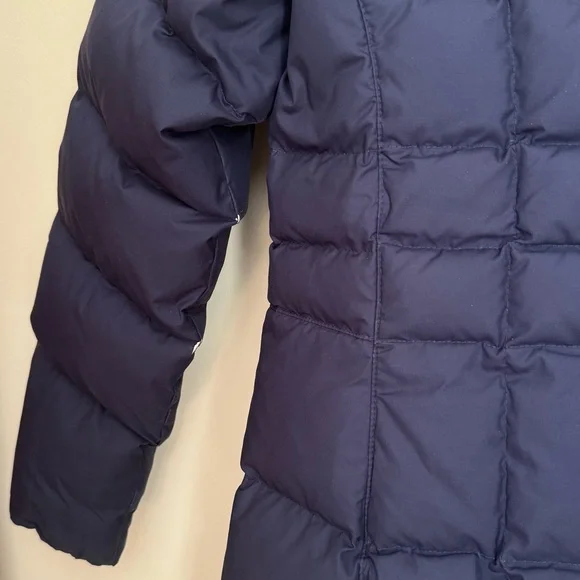 L.L.Bean Women’s DownTek Thigh Length Puffer Coat Size Small Navy Winter Jacket